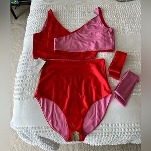 Baiia Cosmopolitan Bikini size 14 - all pieces, brand new!